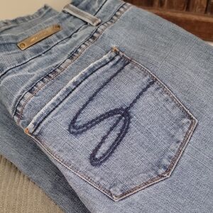 Stylish Light Blue Denim Jeans